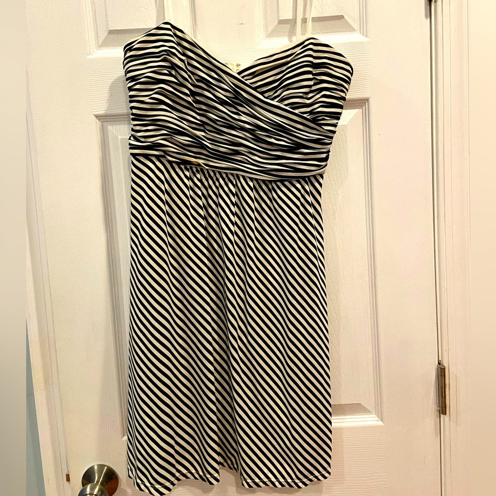 BCBGMaxAzria Striped Sweetheart Neckline Strapless Dress